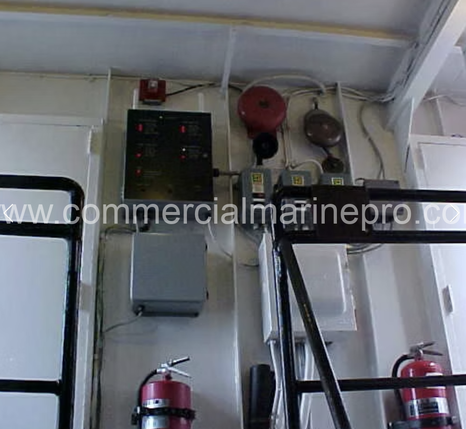 900 HP Pushboat - Twin Screw - Built 1971 - Image 6